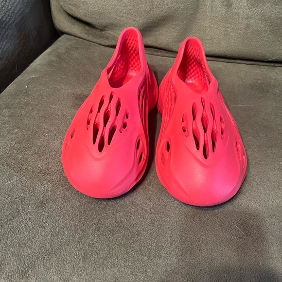 Vermillion Foam RNNR